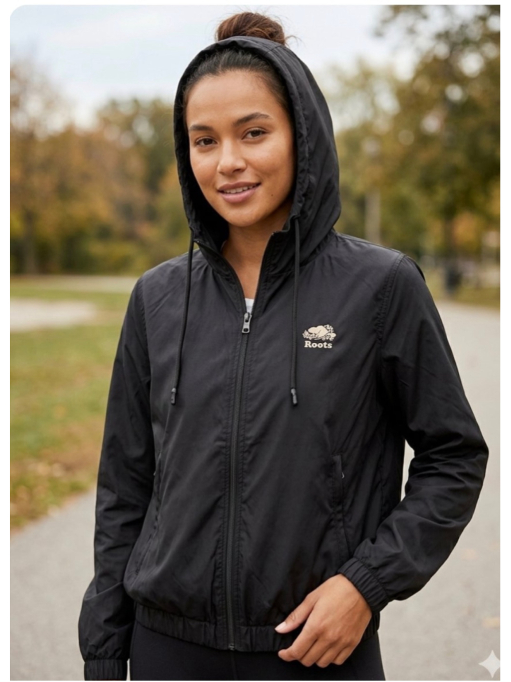 Women's Roots Black Lightweight Hooded Windbreaker Jacket Size L. 2026